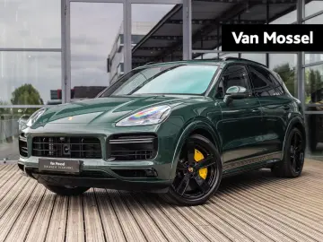 Cayenne 4.0 Turbo S E-Hybrid   PTS GOODWOODGREEN