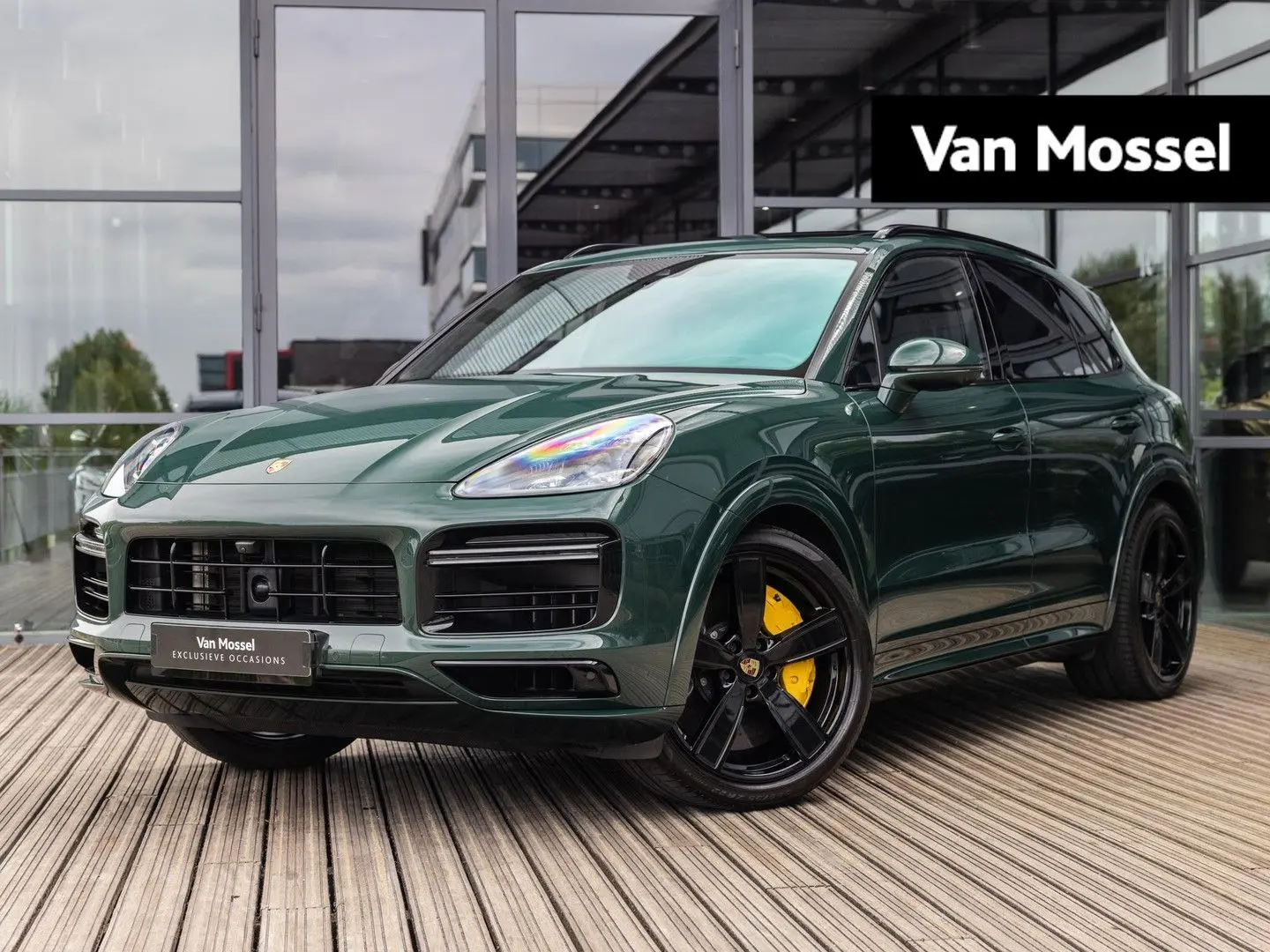 Cayenne 4.0 Turbo S E-Hybrid | PTS GOODWOODGREEN