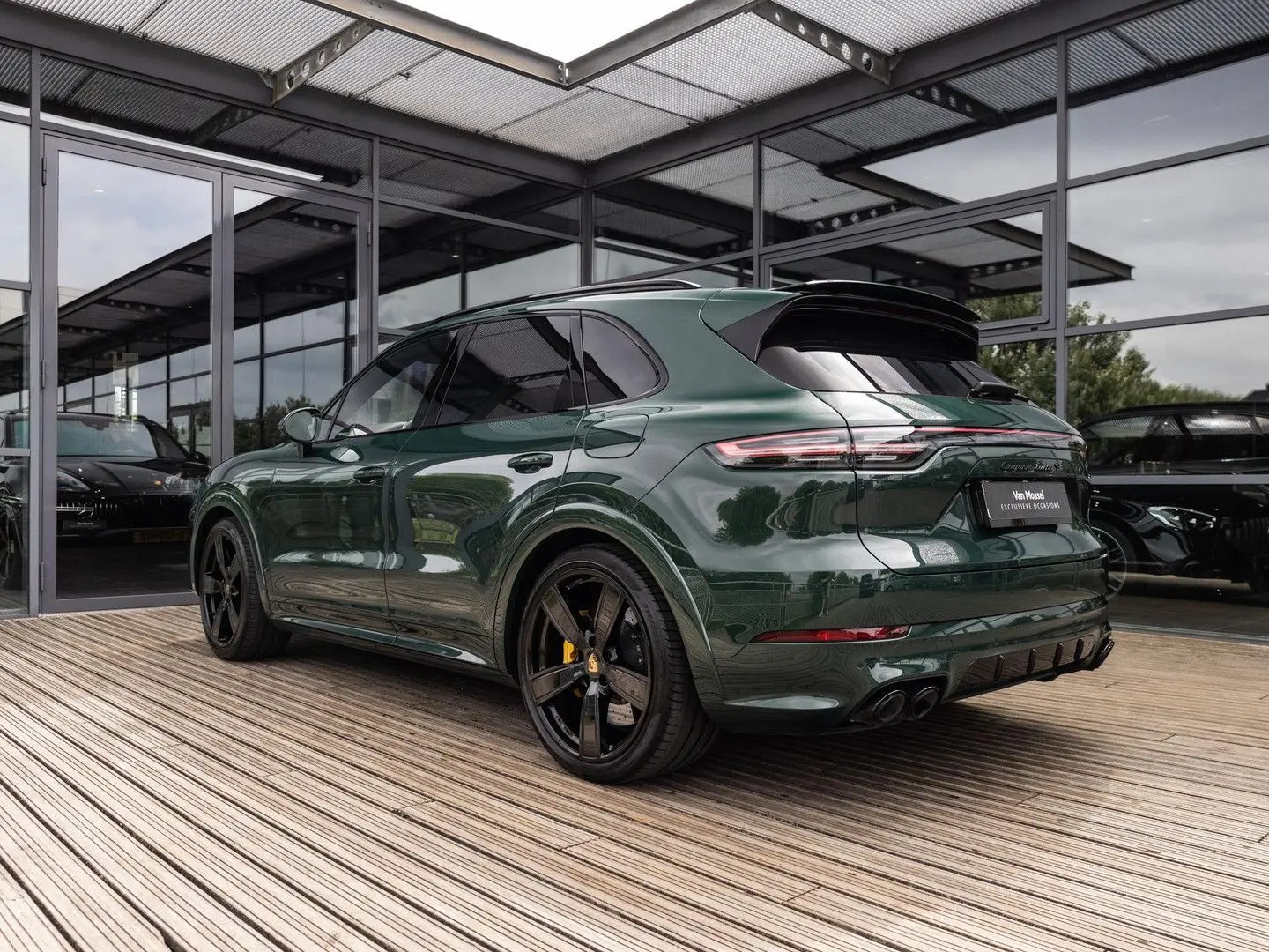 Cayenne 4.0 Turbo S E-Hybrid | PTS GOODWOODGREEN