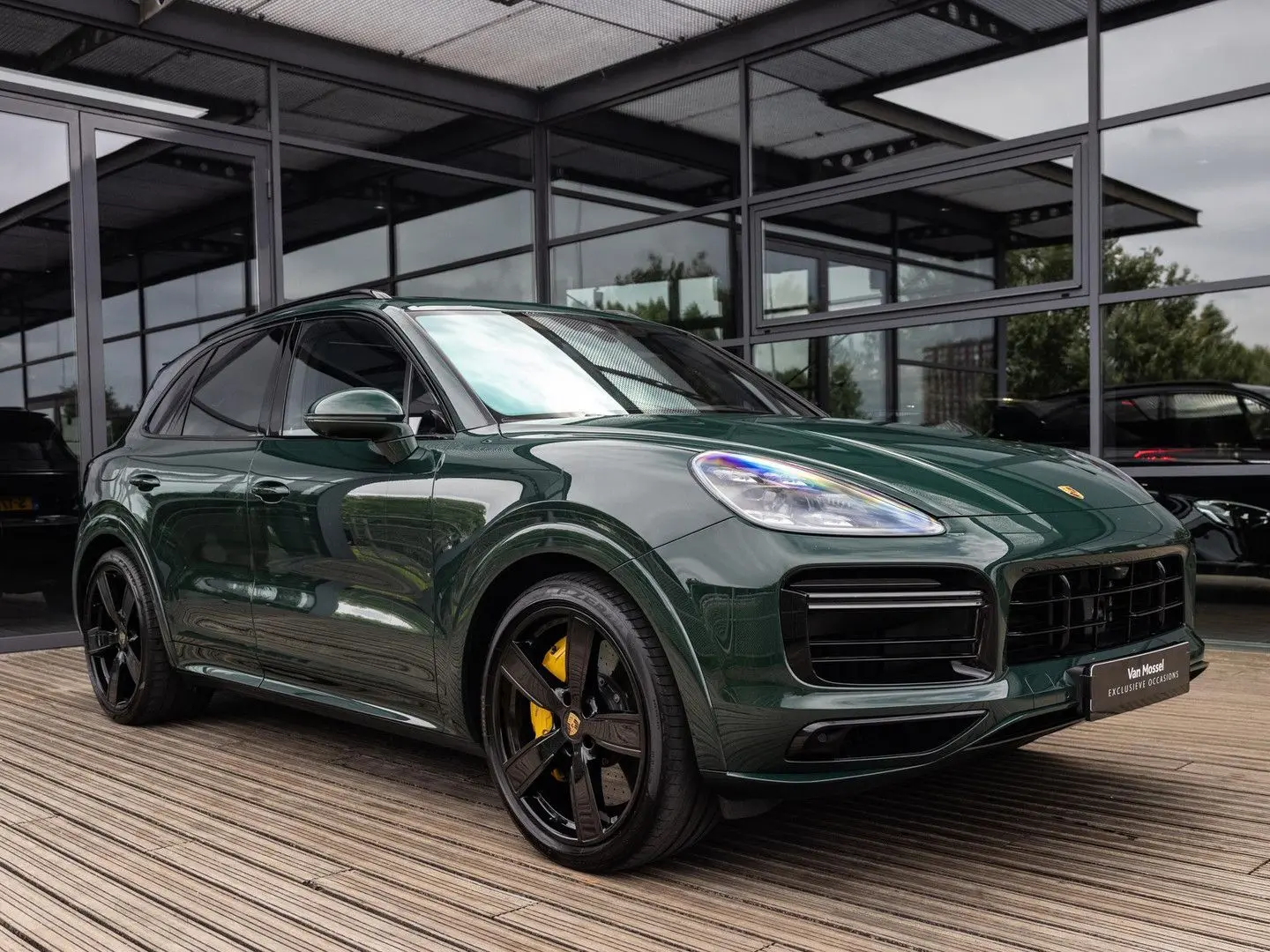 Cayenne 4.0 Turbo S E-Hybrid | PTS GOODWOODGREEN