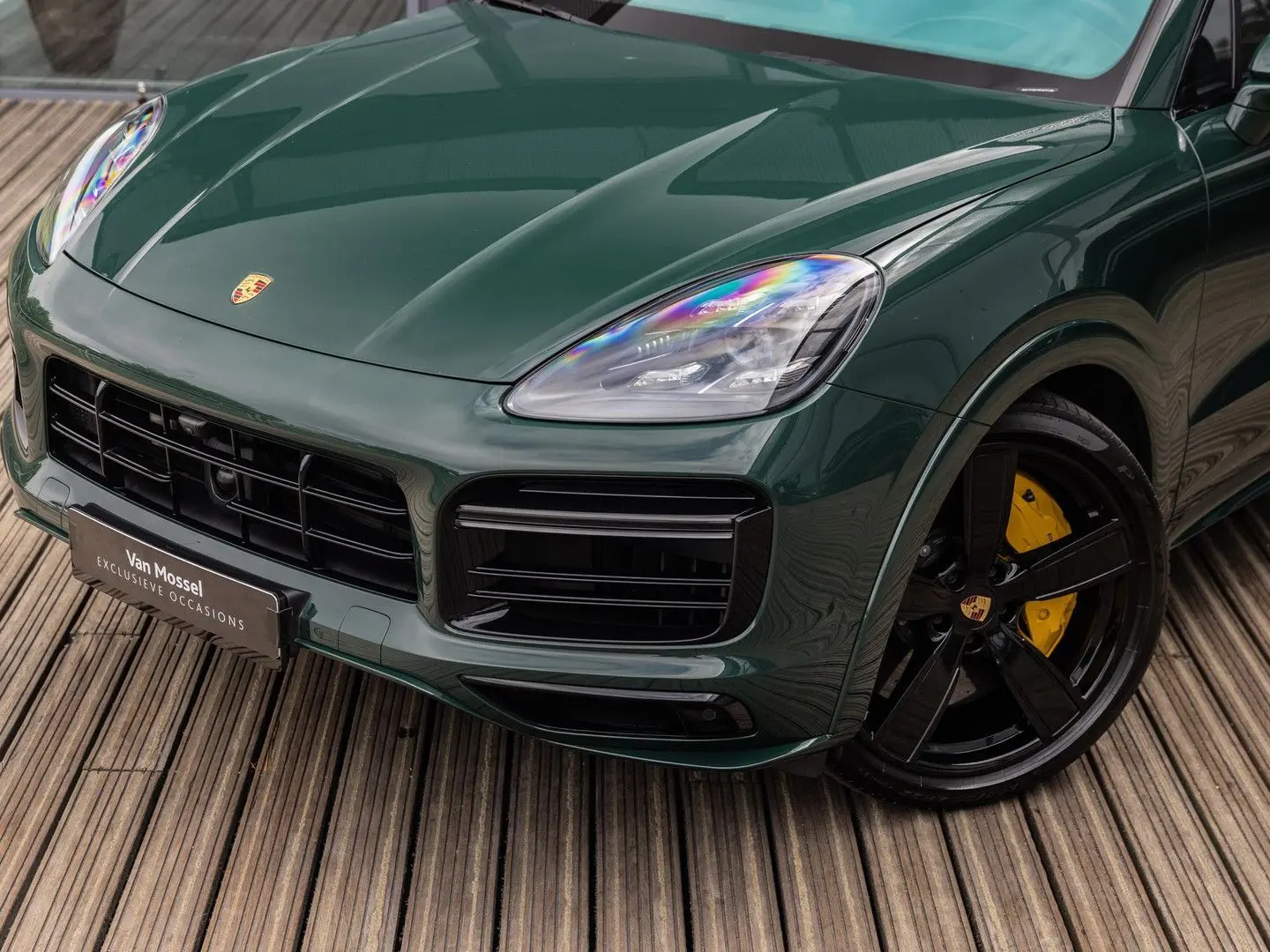 Cayenne 4.0 Turbo S E-Hybrid | PTS GOODWOODGREEN