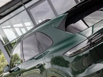 Cayenne 4.0 Turbo S E-Hybrid | PTS GOODWOODGREEN