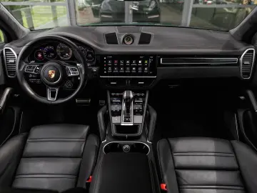 Cayenne 4.0 Turbo S E-Hybrid | PTS GOODWOODGREEN