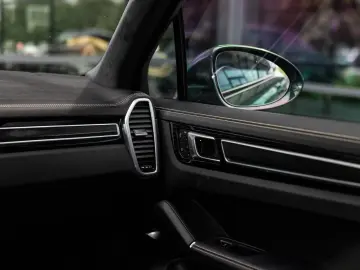 Cayenne 4.0 Turbo S E-Hybrid | PTS GOODWOODGREEN