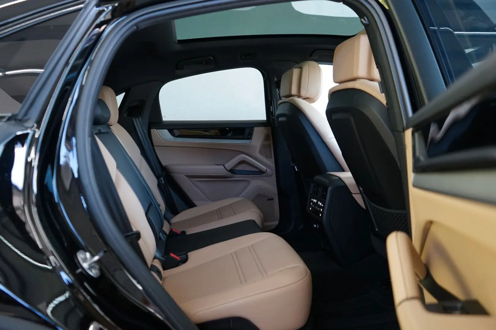 Cayenne Coupe E-Hybrid*3xDisplay/MEGA-SPEC/22z