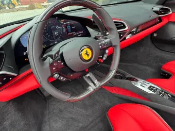FERRARI 296 GTS CARBON BLACK/RED 2025