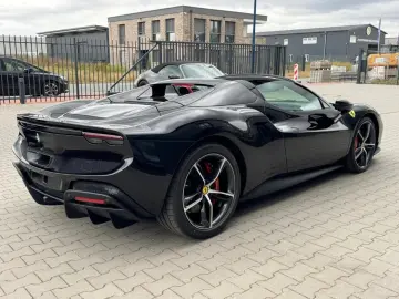 FERRARI 296 GTS CARBON BLACK/RED 2025