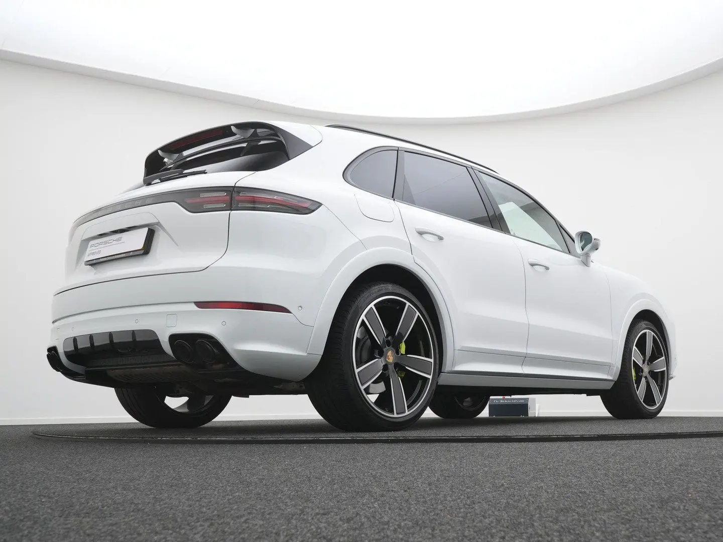 Cayenne E-Hybrid Platinum Edition