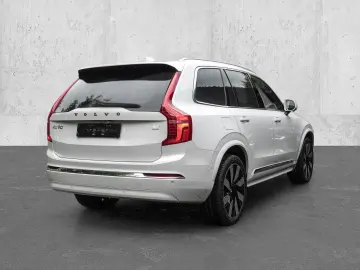 XC90 Plus Bright Recharge Plug-In Hybrid AWD T8 