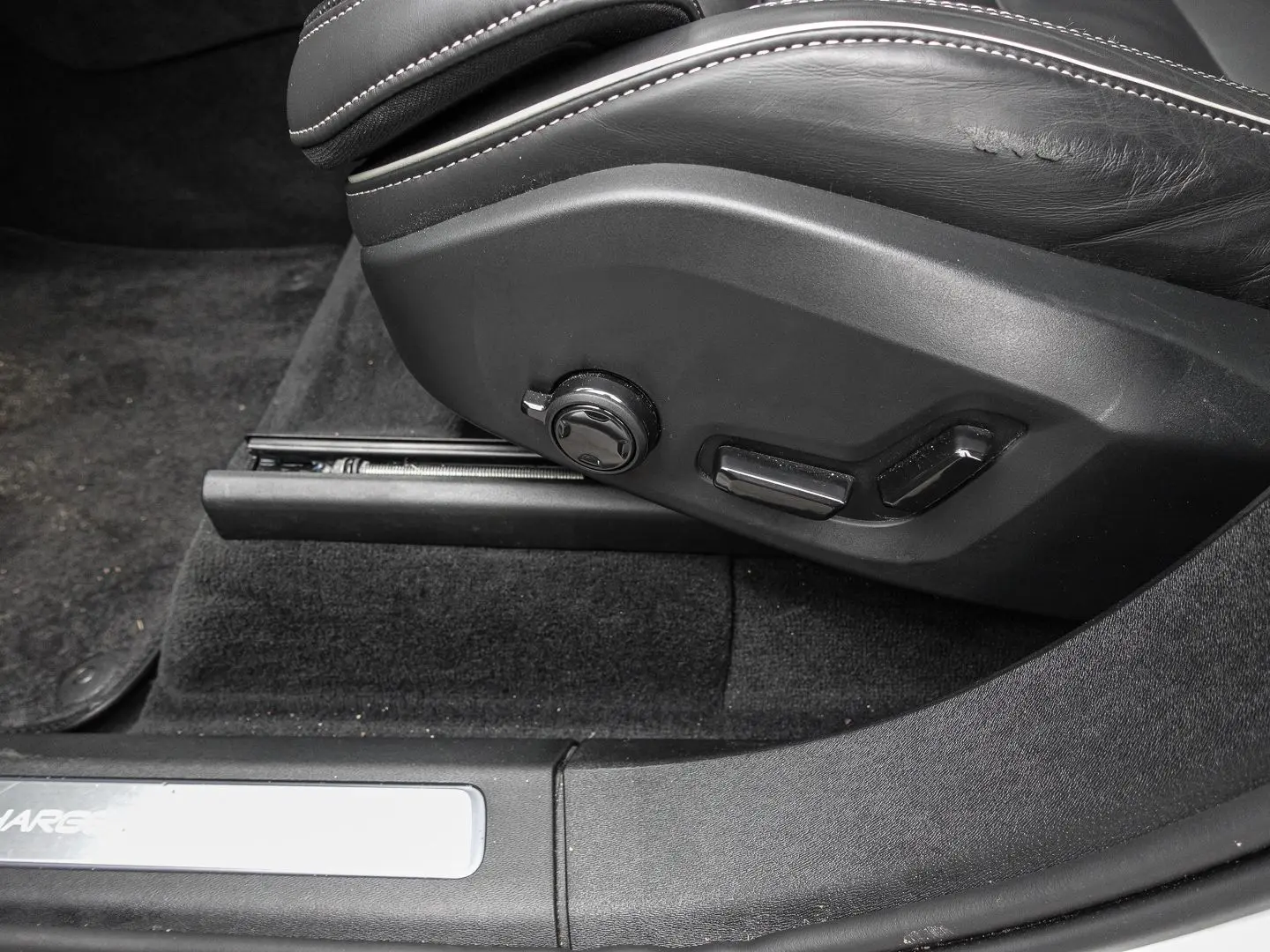 XC90 Plus Bright Recharge Plug-In Hybrid AWD T8 
