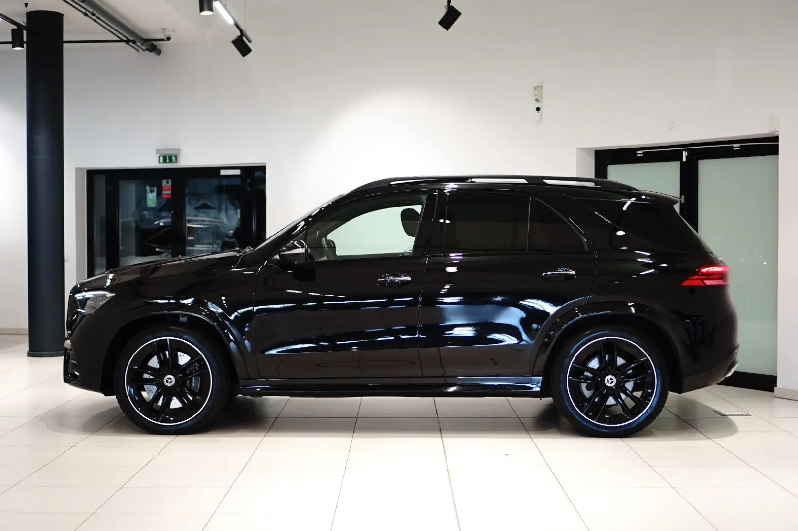 GLE 450d|AMG|DISTR|HUD|NIGHT|LUFT|360|WIDE|BURM|