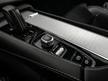 XC90 T8 Recharge AWD R-Design 7-Seats