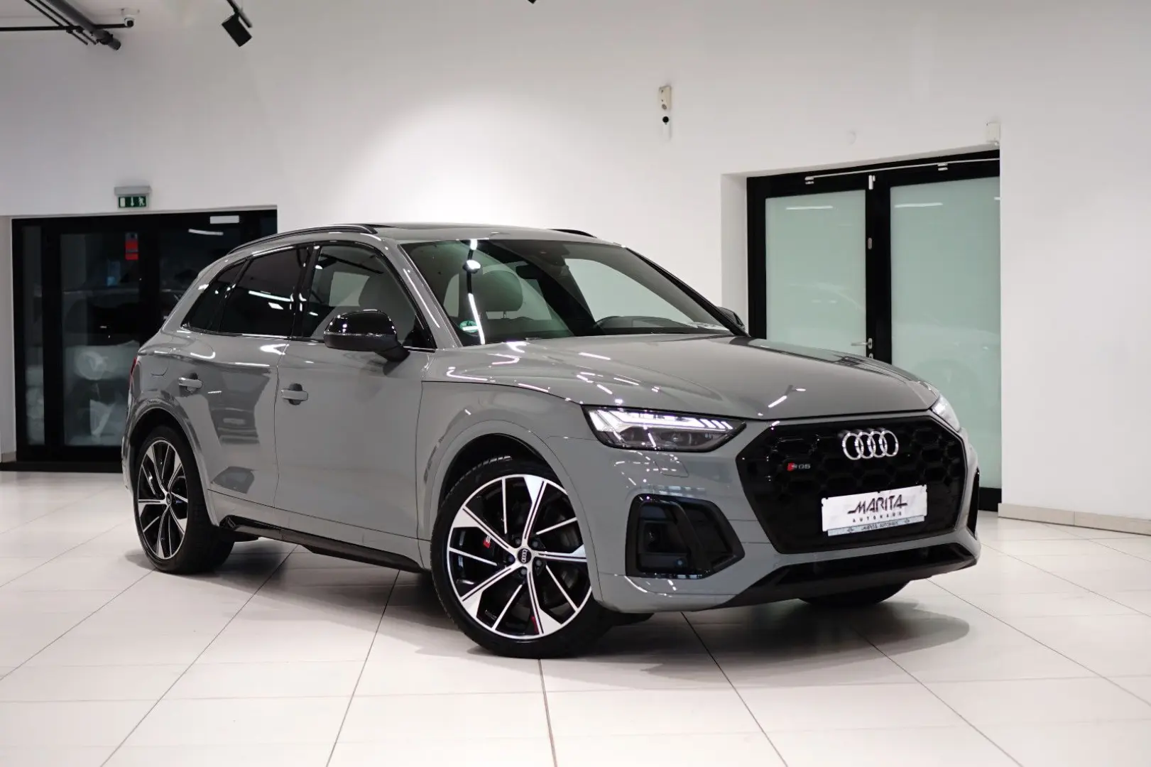 SQ5 3.0|ACC|HUD|KAMERA|PANO|COCKPIT|ANHÄNGER|B&O