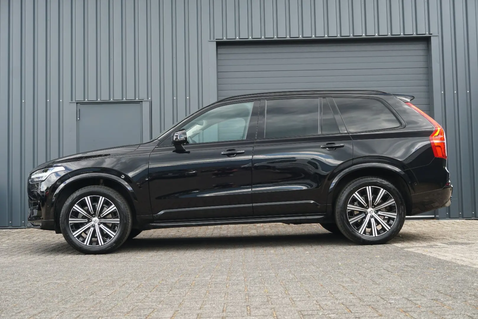 XC 90 R Design AWD ACC 360° 7-Sitze LED H&K SHZ