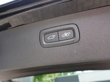 XC 90 R Design AWD ACC 360° 7-Sitze LED H&K SHZ