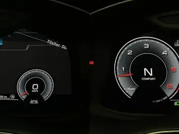 Q7 50|S-LINE|7-SITZ|HUD|LUFT|KAMERA|PANO|MEMORY|