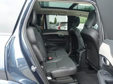XC90 Recharge Plus T8 AWD/Pano/360°/FourC/Pano