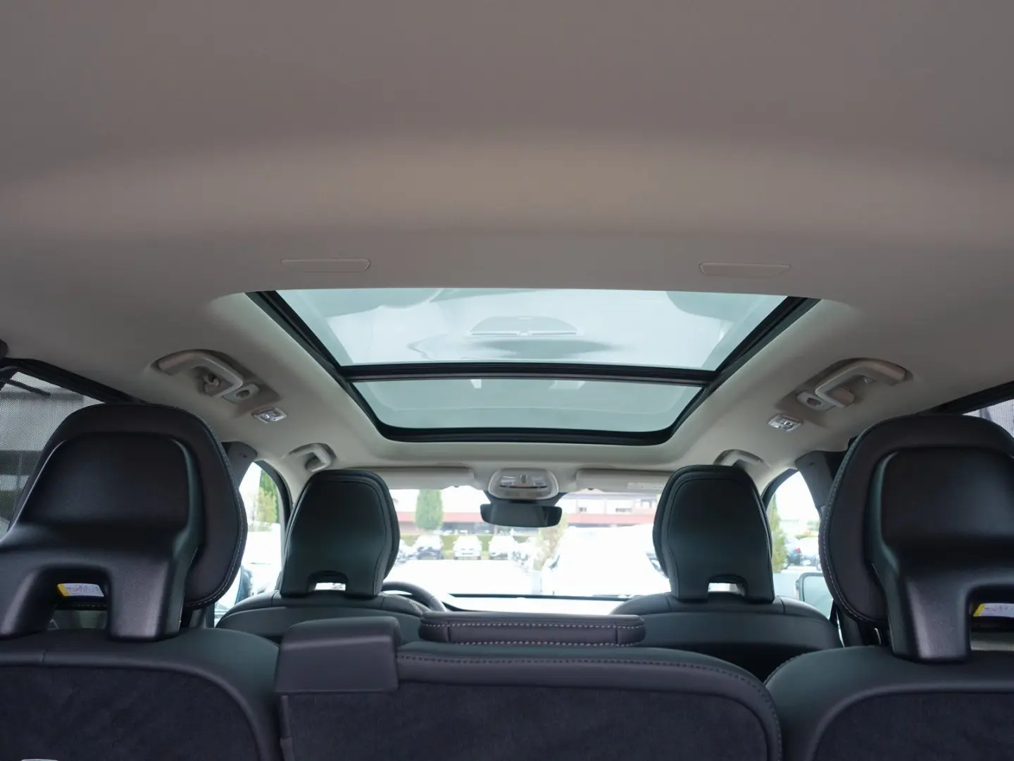XC90 Recharge Plus T8 AWD/Pano/360°/FourC/Pano