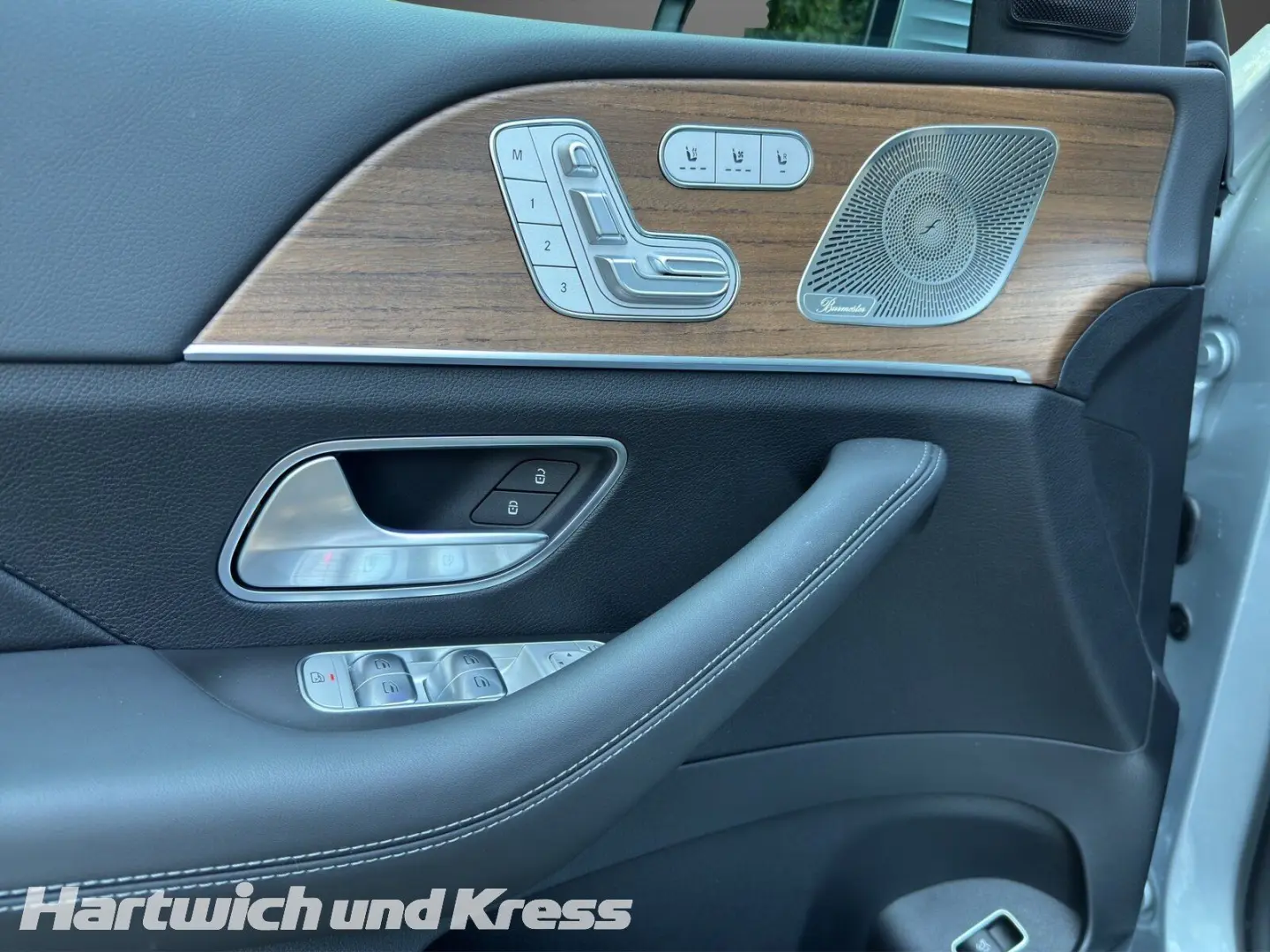 GLE 300 d 4Matic AMG Airmatic+Burmester+360+Hud