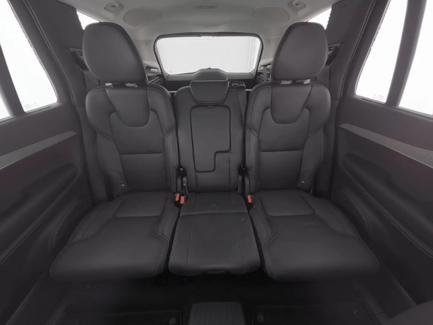 XC90 T8 Recharge AWD Plus Dark 22