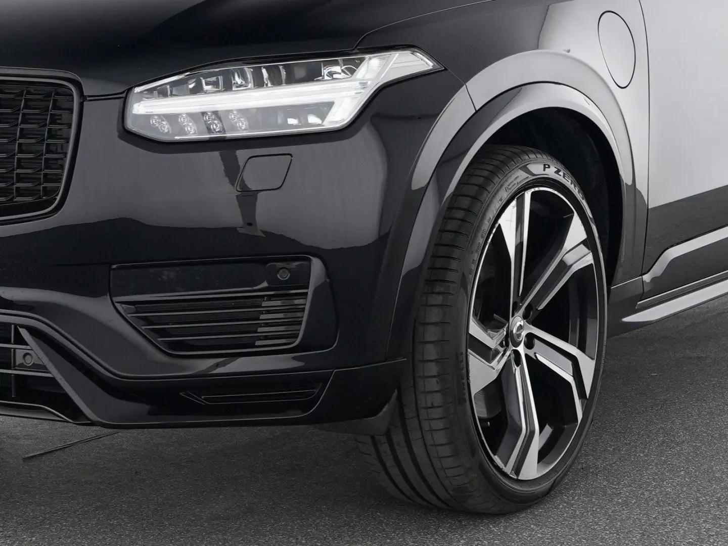 XC90 T8 Recharge AWD Plus Dark 22