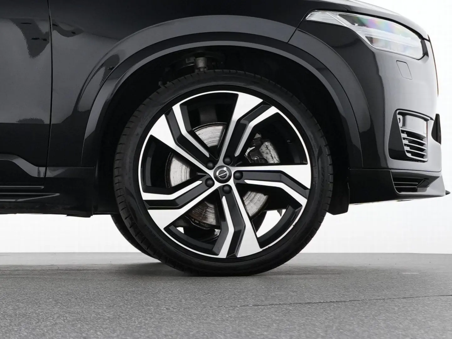XC90 T8 Recharge AWD Plus Dark 22