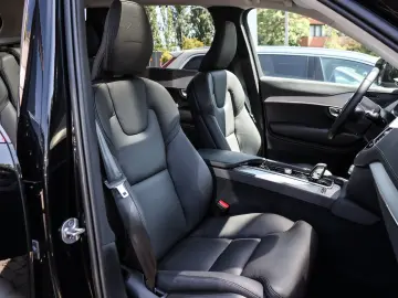 XC90 T8 AWD Plug-In Hybrid Plus Bright #AHK#360 