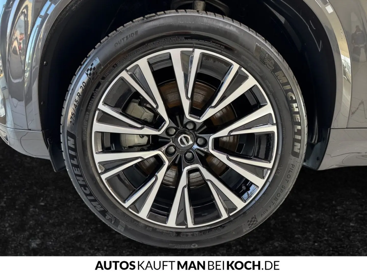 XC90 T8 AWD Core Plug-In (EURO 6d) 7-Sitzer AHK