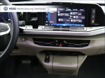 Multivan Life Vis-a-Vis AHK RearView Navi Leder