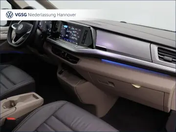 Multivan Life Vis-a-Vis AHK RearView Navi Leder