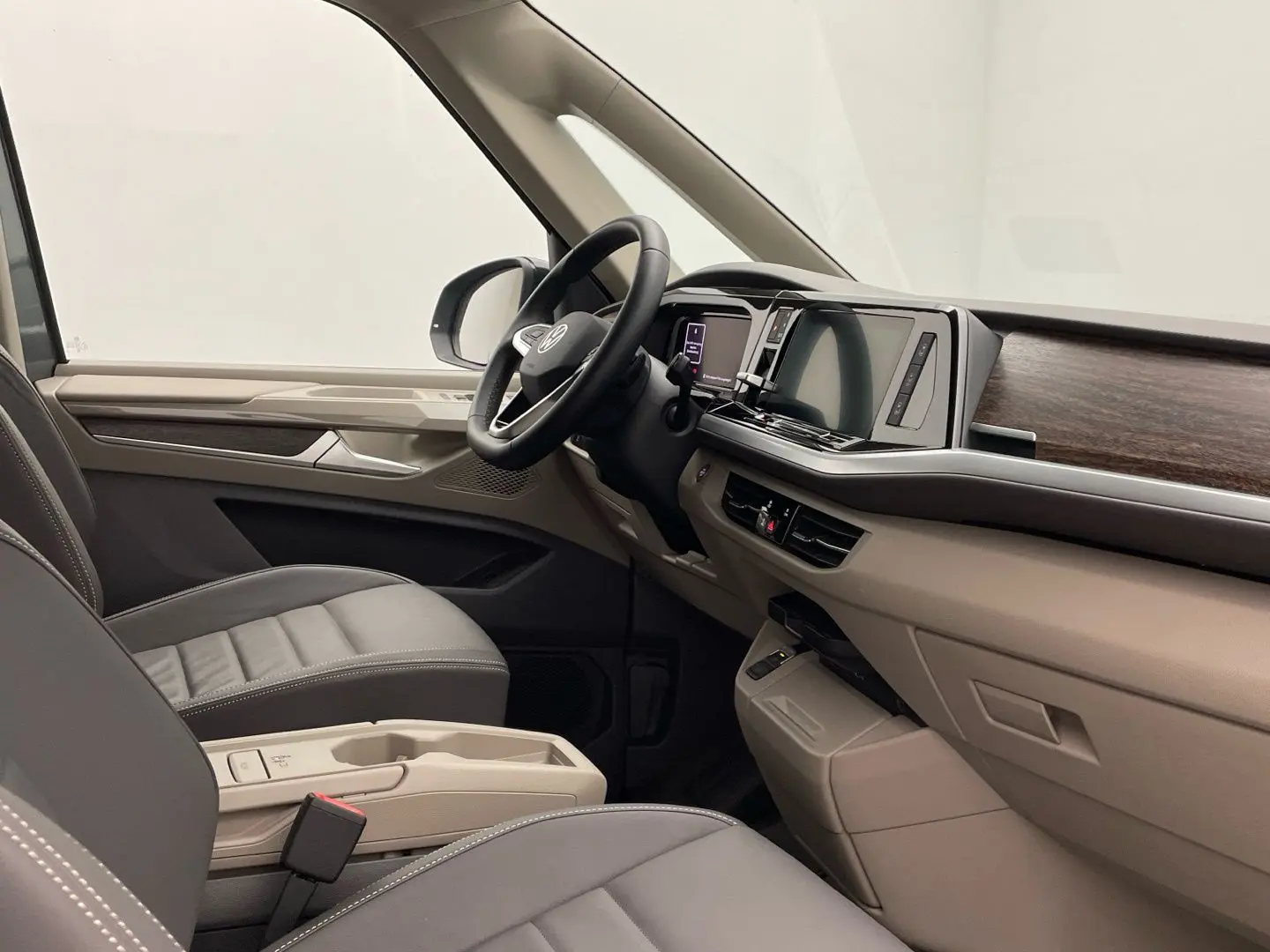 T7 Multivan Style 2.0 TDI Matrix-LED AHK 7-Sitze