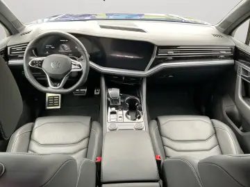 Touareg 3.0 TDI 4Motion R-Line AHK