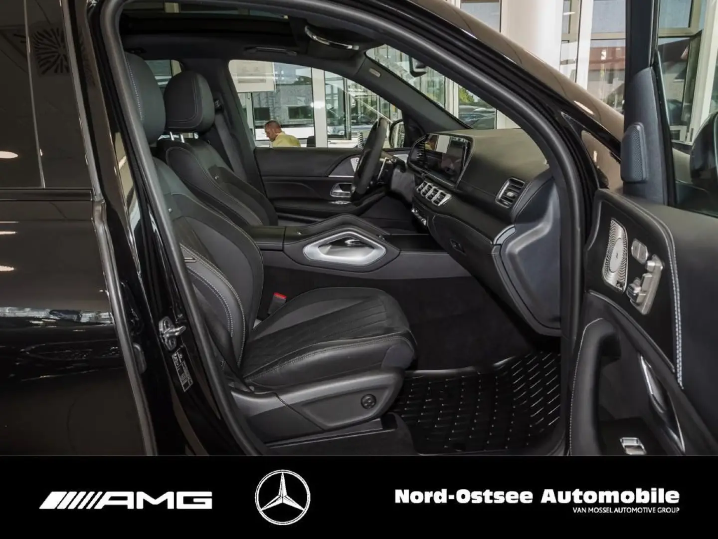GLE 63 S 4M+ AMG-NIGHT PANO NAVI AHK 360 BUR SHZ