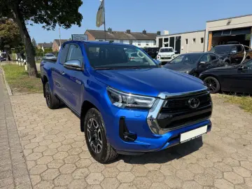 Hilux 2.8 Extra Cab Executive 4x4*1.Hand+MwSt