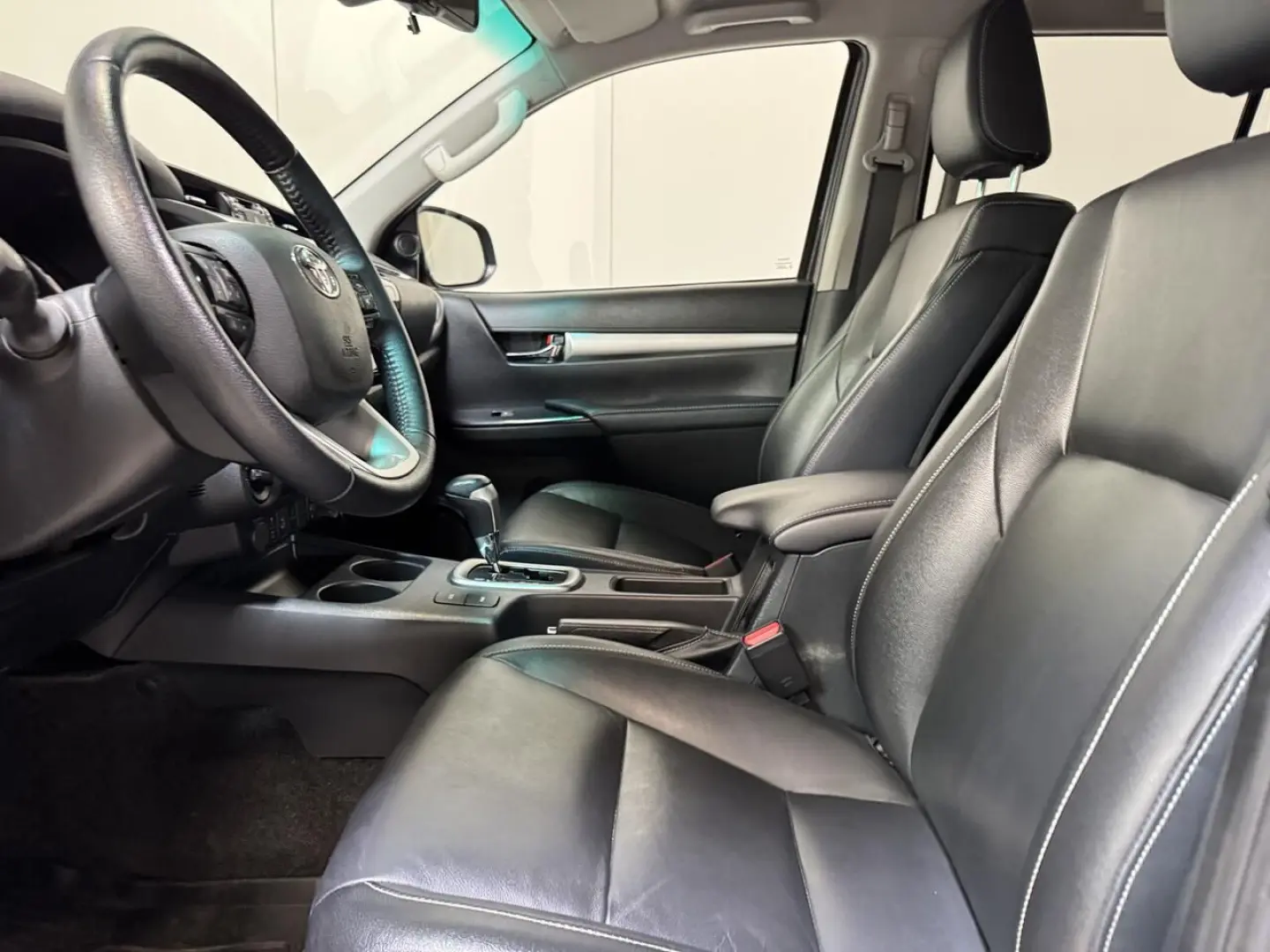 Hilux 2.8 D AWD Autom. - GPS - Airco - Topstaat!