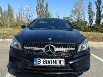 Mercedes-Benz 220