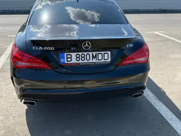 Mercedes-Benz 220