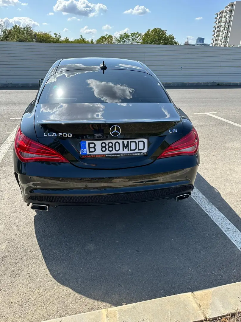 Mercedes-Benz 220