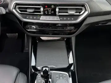 X3 xDrive30e M-Sport NAV+LASER+PANO+HUD+KAMERA