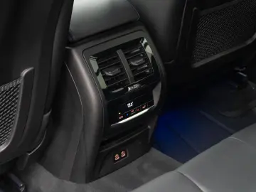 X3 M40i 360°Laser HUD DAB HiFi WLAN Komfort AHK