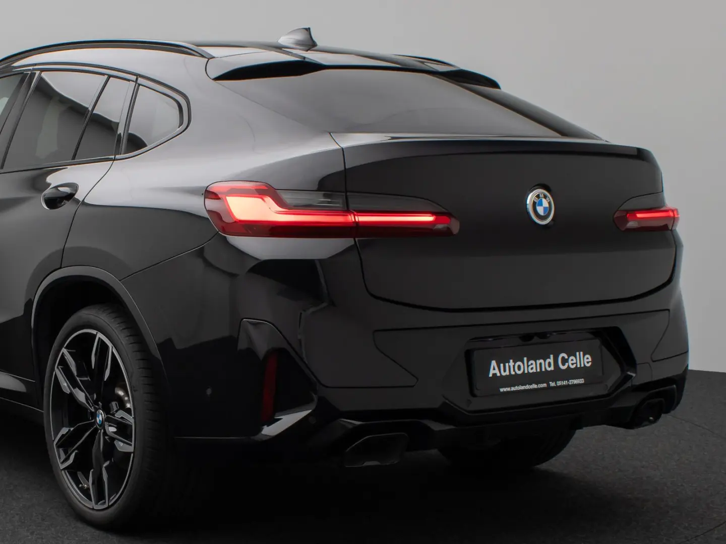X4 M40i Kamera Laser HUD DAB HiFi DisplKey 21