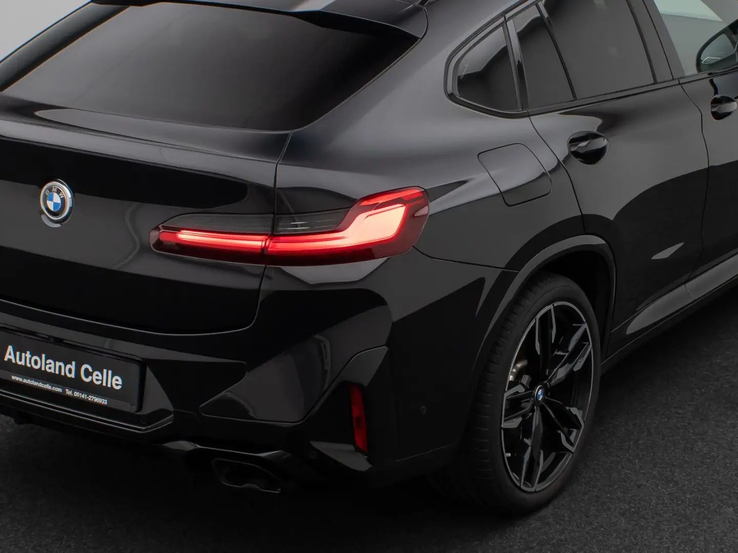 X4 M40i Kamera Laser HUD DAB HiFi DisplKey 21