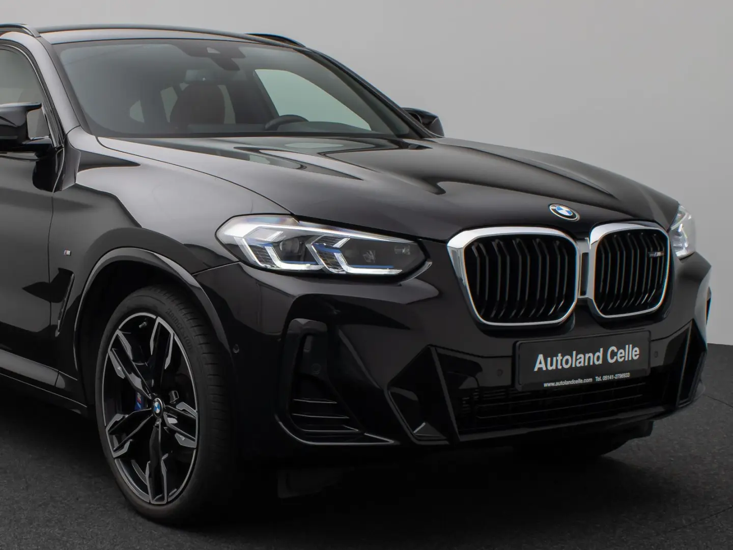 X4 M40i Kamera Laser HUD DAB HiFi DisplKey 21