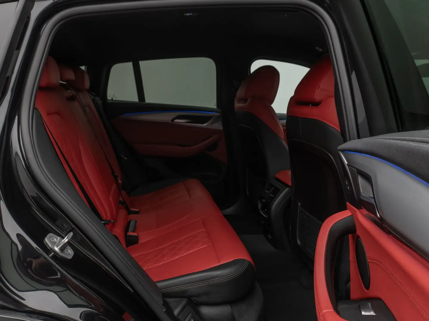X4 M40i Kamera Laser HUD DAB HiFi DisplKey 21