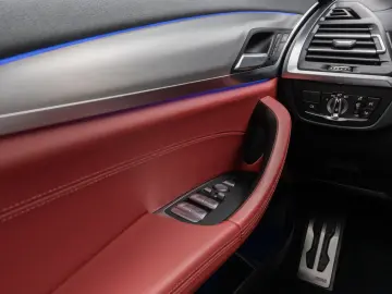 X4 M40i Kamera Laser HUD DAB HiFi DisplKey 21