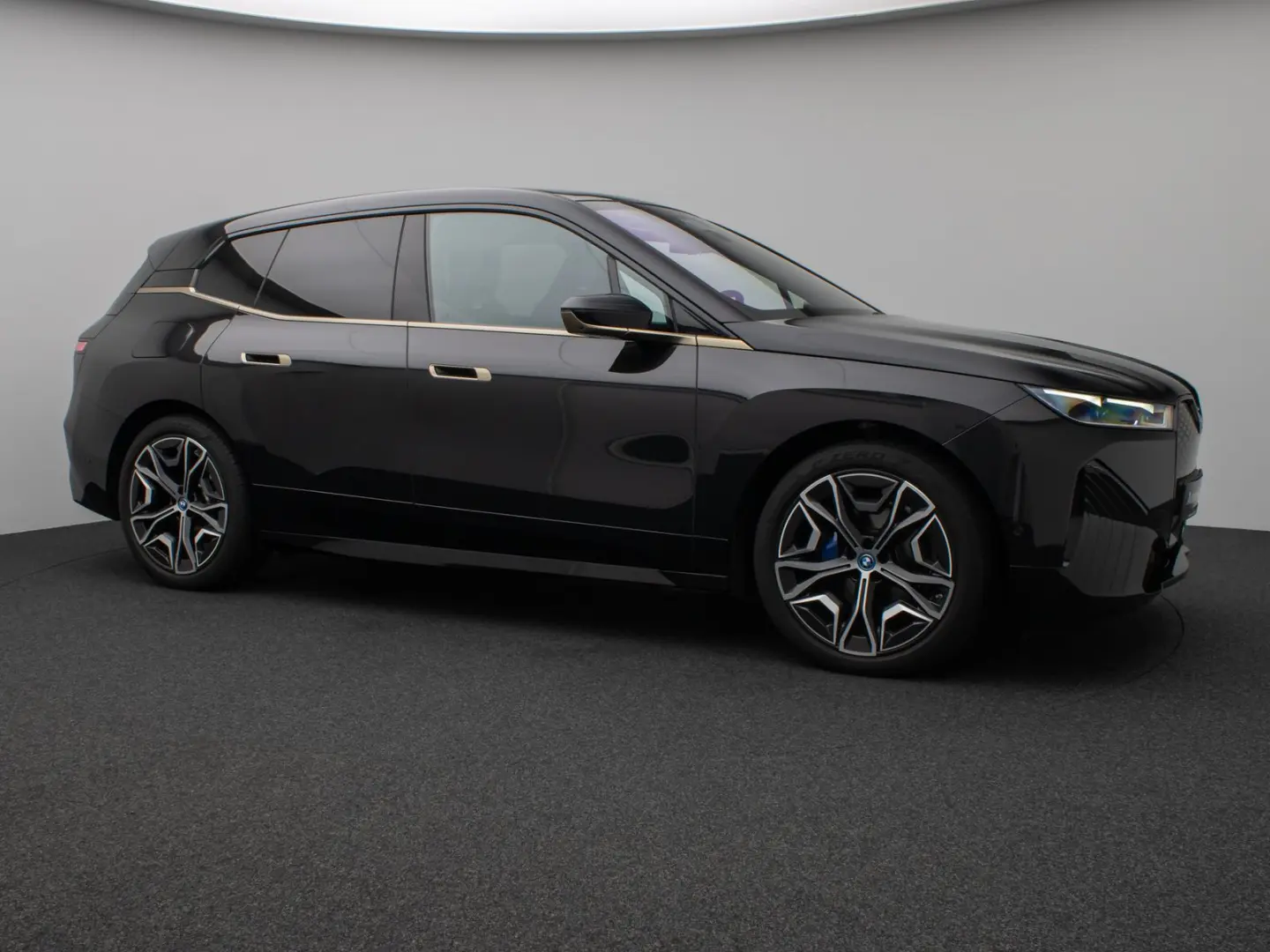 iX xD40 Edition Sport 360°Laser SkyLounge 22Zoll