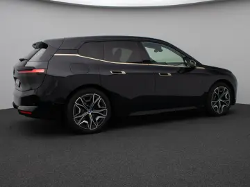 iX xD40 Edition Sport 360°Laser SkyLounge 22Zoll