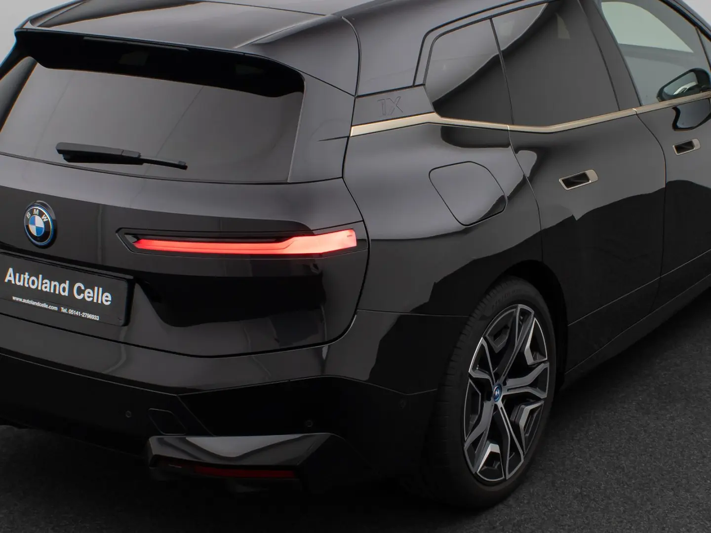 iX xD40 Edition Sport 360°Laser SkyLounge 22Zoll