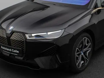 iX xD40 Edition Sport 360°Laser SkyLounge 22Zoll