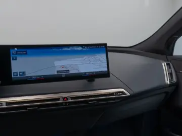 iX xD40 Edition Sport 360°Laser SkyLounge 22Zoll